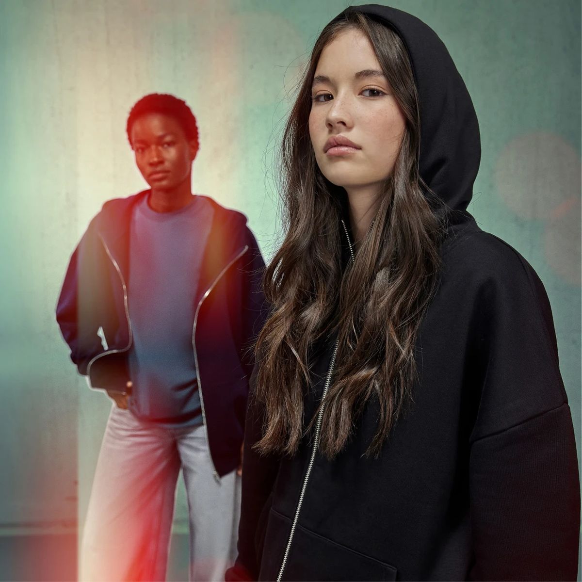 B&C Oversized Influence Zip Hood bedrucken | B&C